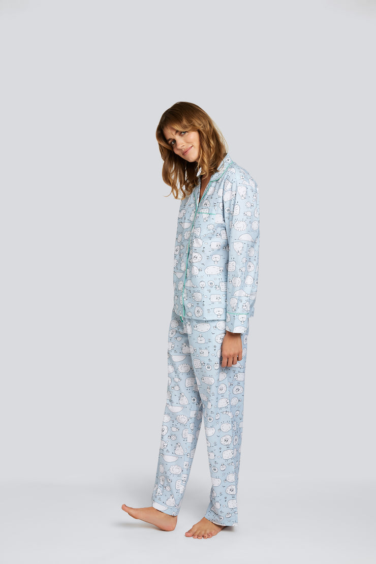 V by 2025 very pyjamas